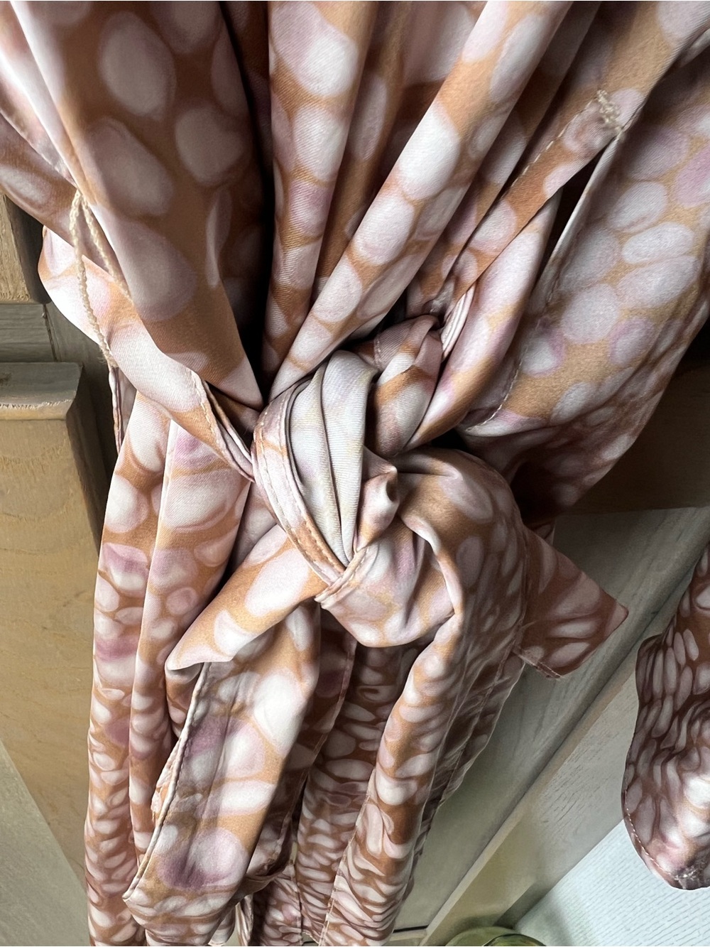 L'Academie One-Shoulder Dress in Blush Beige Print Size Small - Picture 9 of 10